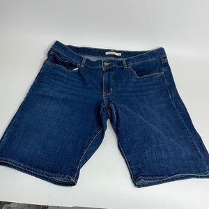 Levi's Bermuda Shorts Medium Dark Wash Size 33